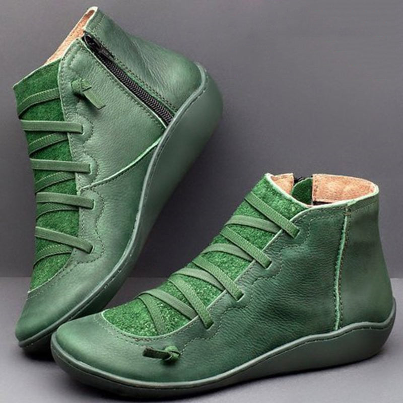 Elegant women's orthopaedic ankle boots, PU leather with zip, ideal for comfort & posture.