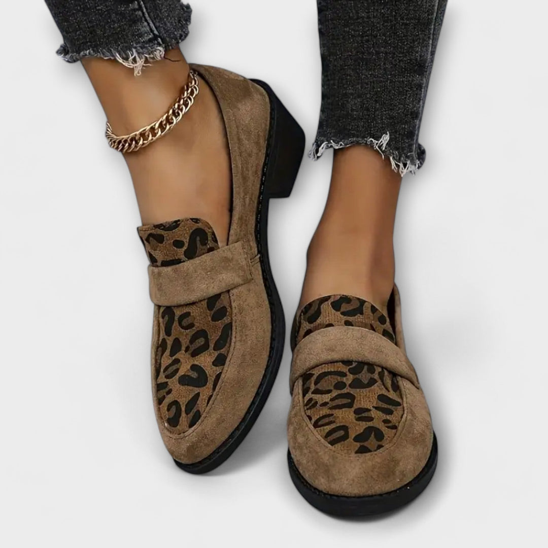 Comfortable slip-on women's leopard print loafers, ideal for versatile everyday wear and fashion.