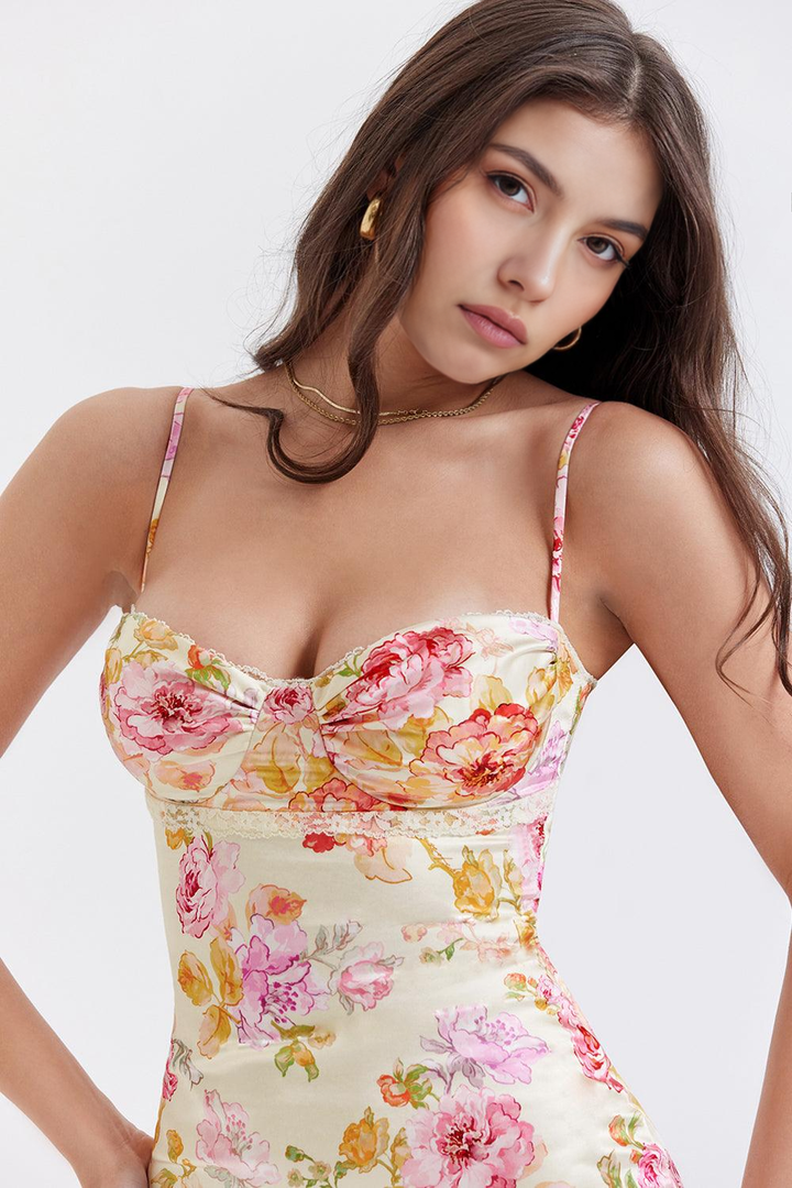 Charming floral maxi dress for women, an elegant evening gown with romantic pink flowers for special events.