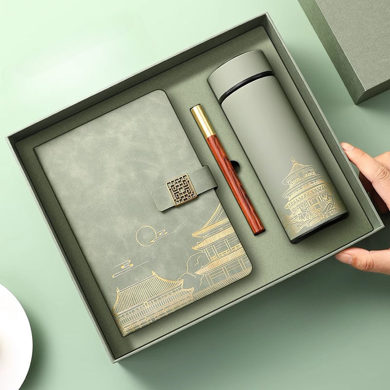 Insulated thermos bottle from the Forbidden City luxury gift set. Perfect travel mug for hot & cold drinks.