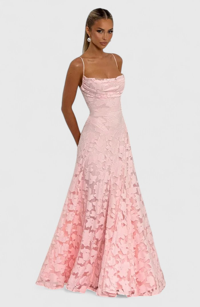 Chic women's flowy maxi dress featuring an elegant open back & flattering silhouette for evenings.