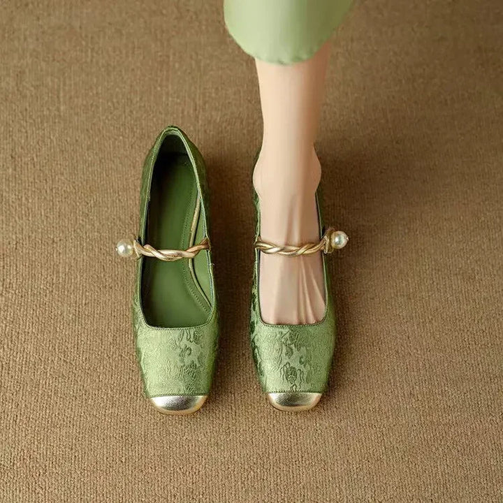 Elegant women's footwear: Vintage Mary Jane shoes with shimmering braided pearl strap.