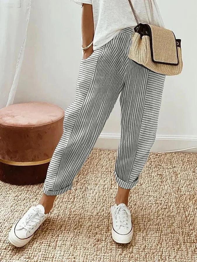 Comfortable women's striped pants. Relaxed fit trousers, ideal for casual and everyday stylish looks.
