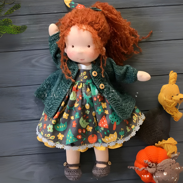 Hypoallergenic children's toy: handmade Waldorf doll, cuddly and safe for sensitive skin.