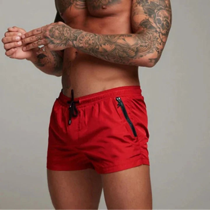 Modern men's swimwear: quick-dry swim trunks for versatile summer use, from the beach to casual outings.