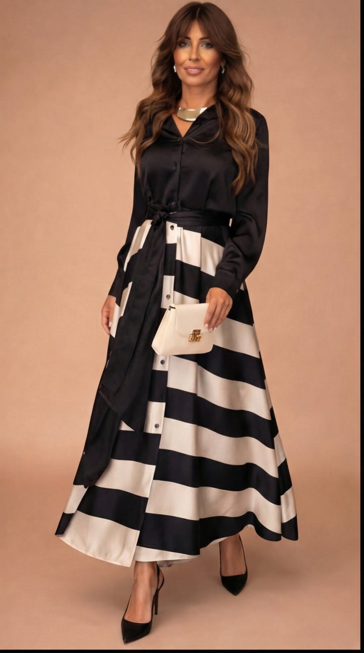 Women's elegant day dress, a comfortable long maxi with a charming bow detail. Perfect for casual chic.