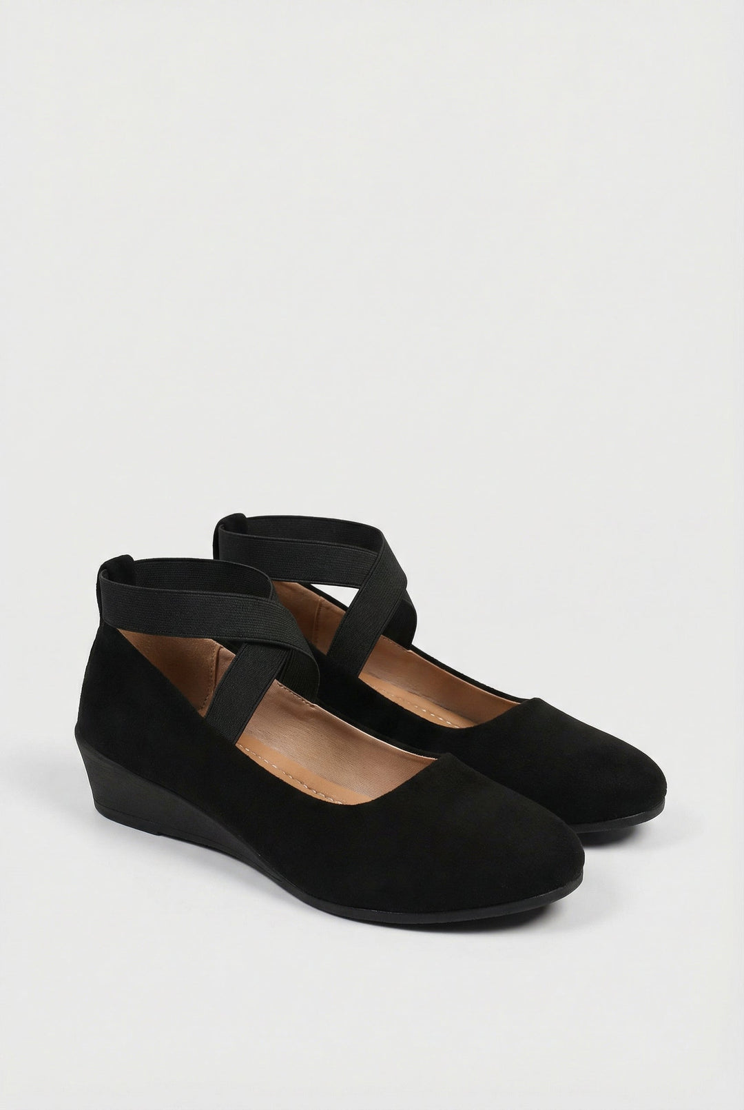 Women's slip-on cushioned shoes for comfortable everyday wear. Easy to wear casual flats.
