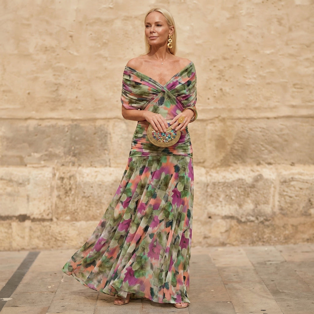 Stunning women's occasion dress: V-neck floral maxi with a flowing silhouette, ideal for any elegant event.
