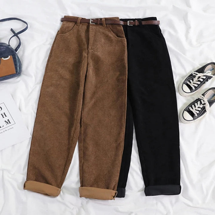 High-waisted brown corduroy trousers for women, relaxed fit, perfect for autumn and winter comfort.