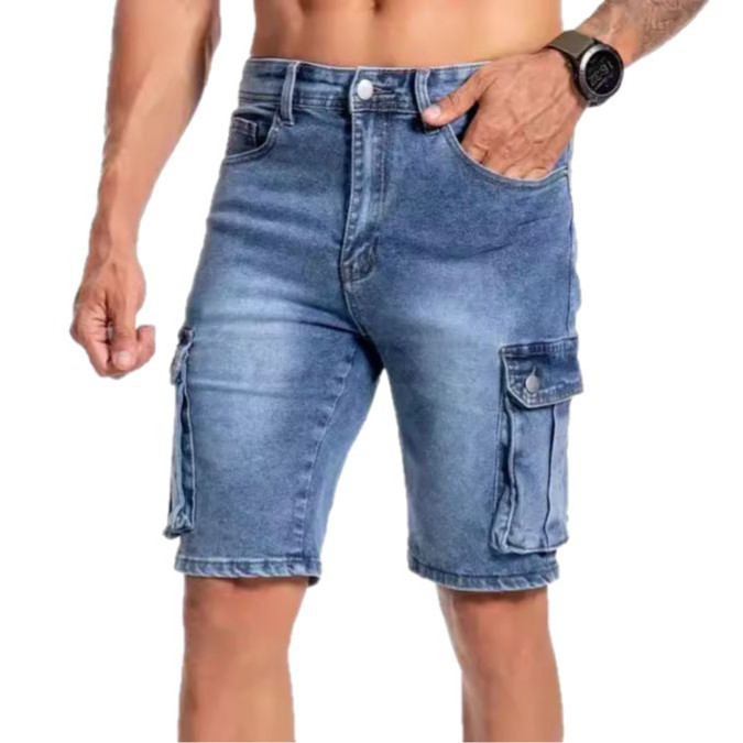 Comfortable men's stretch denim shorts with multiple pockets, perfect for casual wear and outdoor activities.