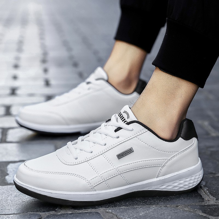 Active men's ComfortStep orthopedic shoes for daily wear, ensuring maximum comfort & support for foot health.