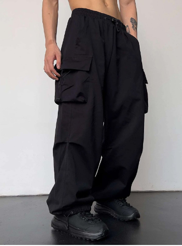 Utility-inspired women's wide leg cargo pants featuring multiple functional pockets, great for casual adventure.