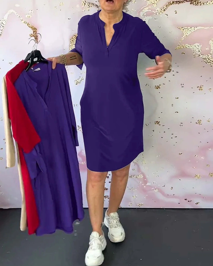 Effortless style with this elegant women's V-neck midi dress, perfect for spring evenings.
