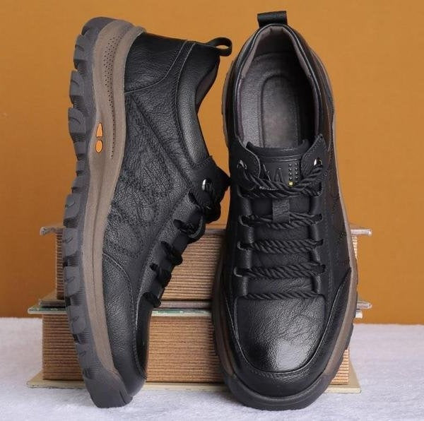 Versatile men's rugged textured low top shoes, lace-up style, great for everyday casual wear.