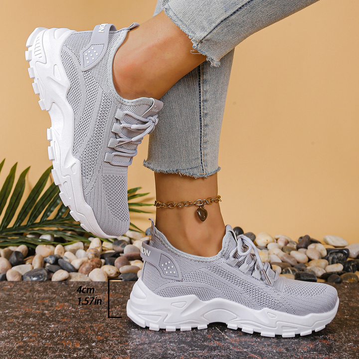 Shock-absorbing orthopaedic trainers for women, ensuring all-day comfort and foot pain relief.