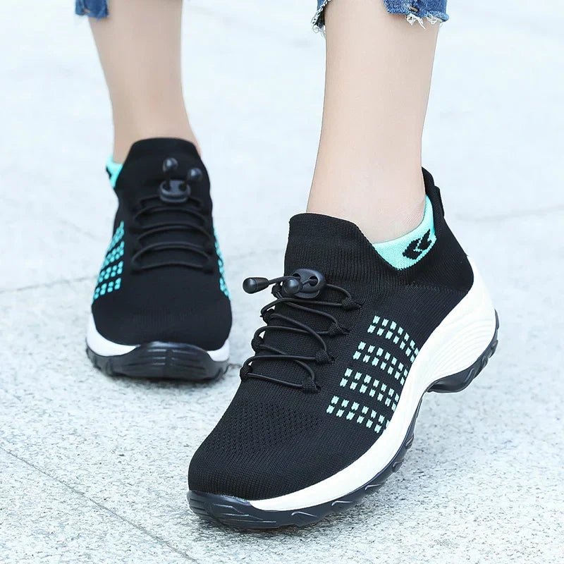Ergonomic women's active sneakers, designed for walking, comfort, and effective pain relief.