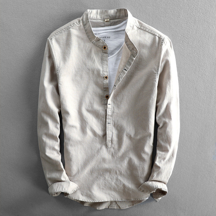 Comfortable men's casual button-up shirt, perfect lightweight long-sleeve for versatile summer and everyday style.