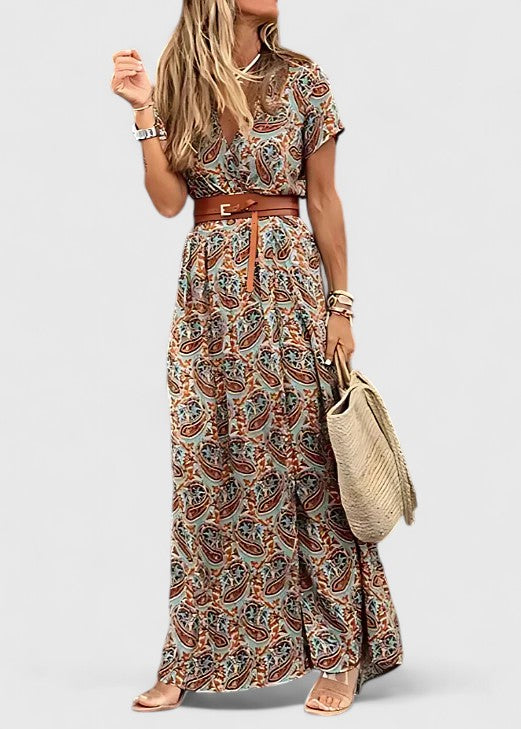 Effortless women's boho maxi dress, a comfortable and stylish choice for summer vacations, beach days, or casual outings.