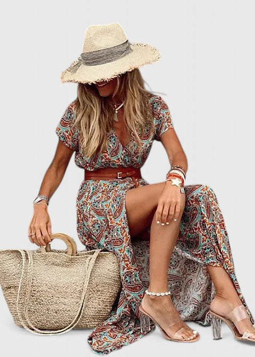 Stylish women's printed maxi dress featuring a unique boho pattern, perfect for an elegant casual summer look.