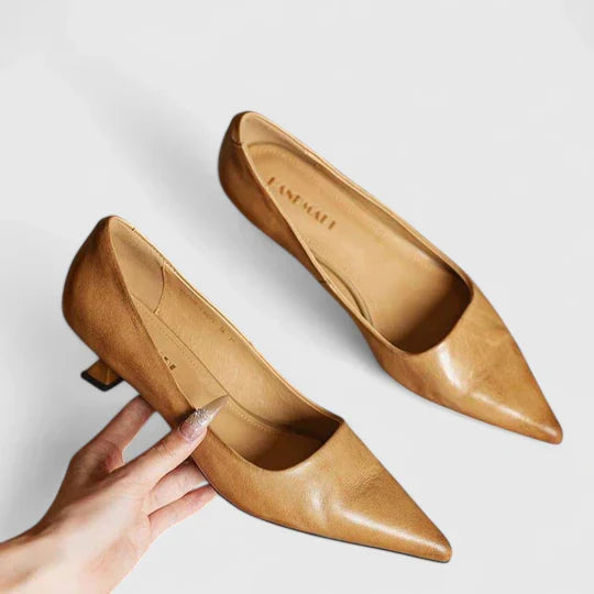 Modern women's work heels: supportive, chic, and designed for all-day comfort and professional elegance.
