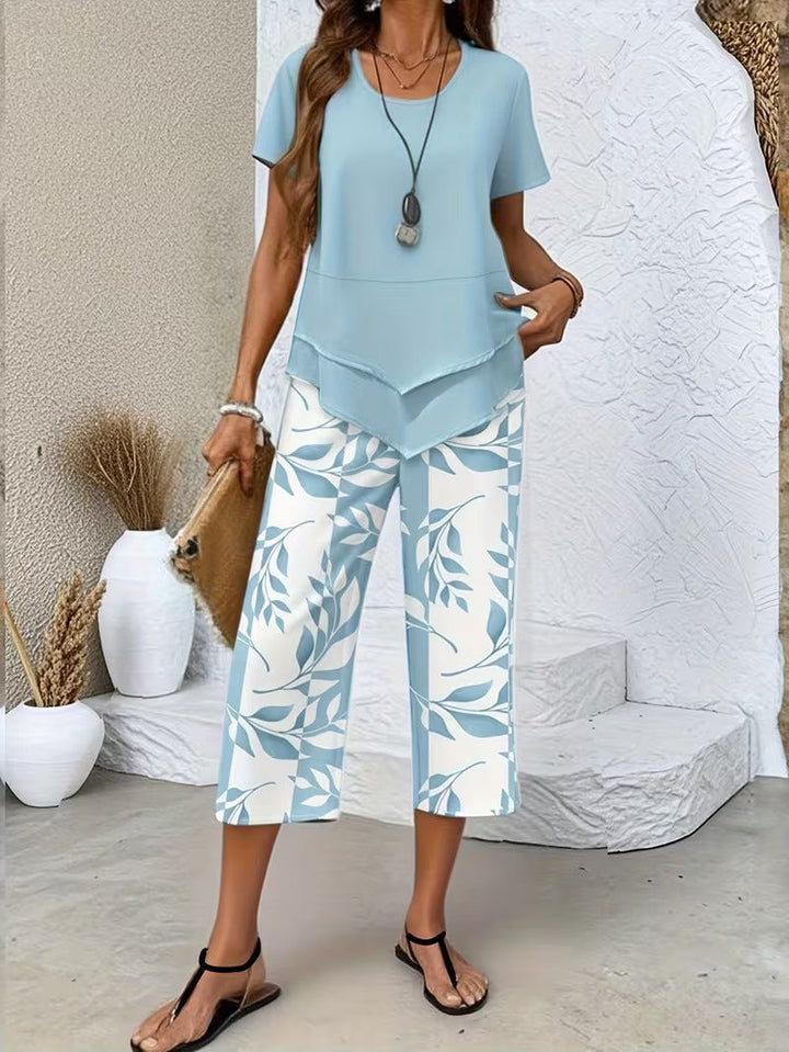 Botanical leaf print women's two-piece loungewear set for relaxed summer style.