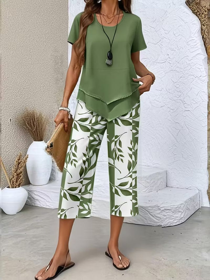 Women's casual leaf print two-piece set, perfect for summer comfort.