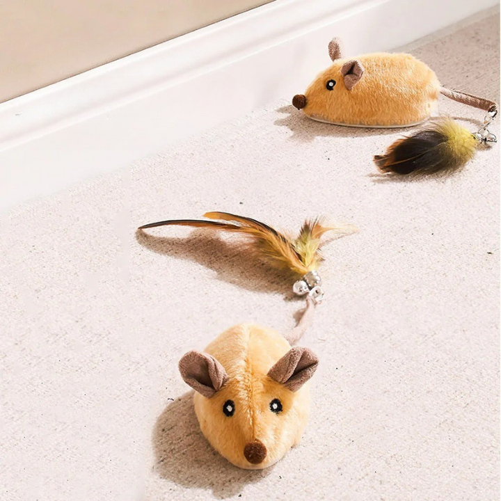Interactive cat mouse toy, remote controlled for engaging feline play & pet enrichment. Rechargeable LED cat toy.