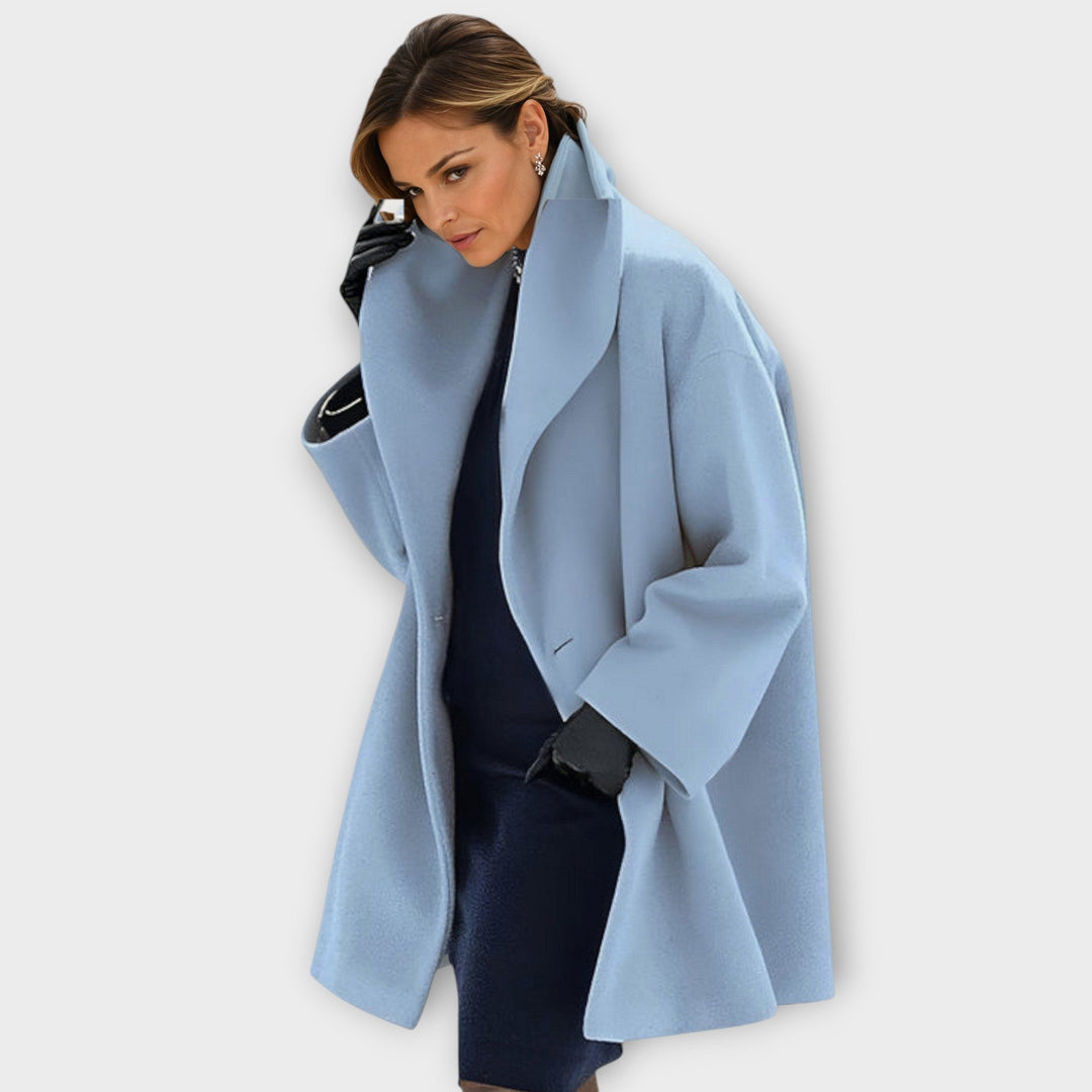 Versatile ladies transitional jacket, ideal for spring fashion & autumn style. Elegant outerwear for any occasion.
