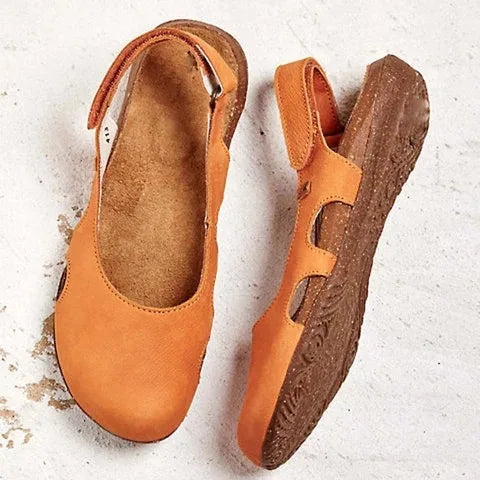 Everyday women's closed toe slingback flats. Super comfortable and stylish casual shoes for women.