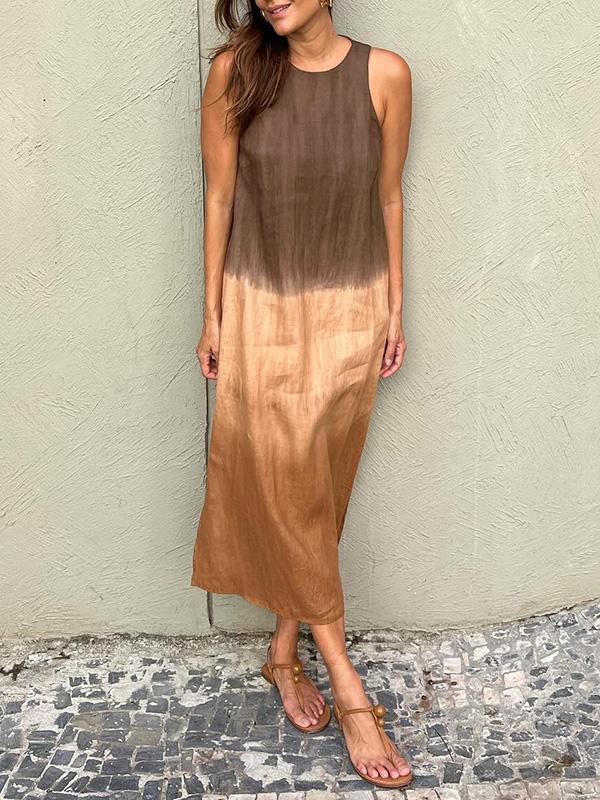 Chic women's print maxi dress, offering effortless style and comfort. Perfect for elegant summer fashion.