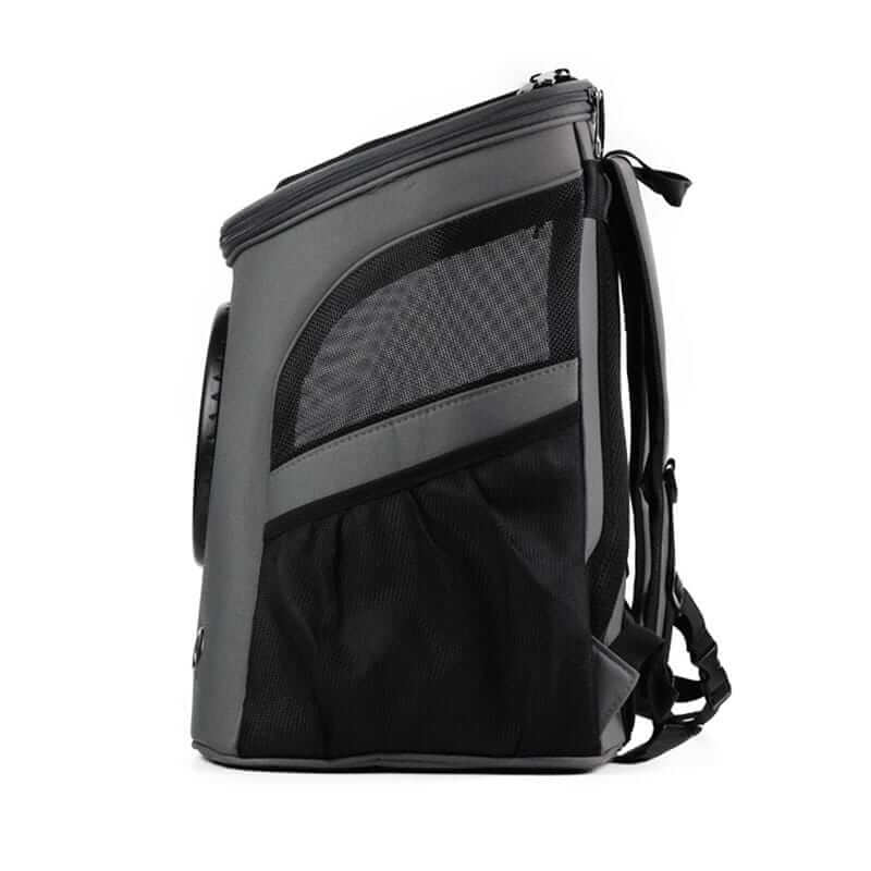 "Large cat travel backpack with bubble window, spacious with a panoramic view, mesh openings for comfort and security."