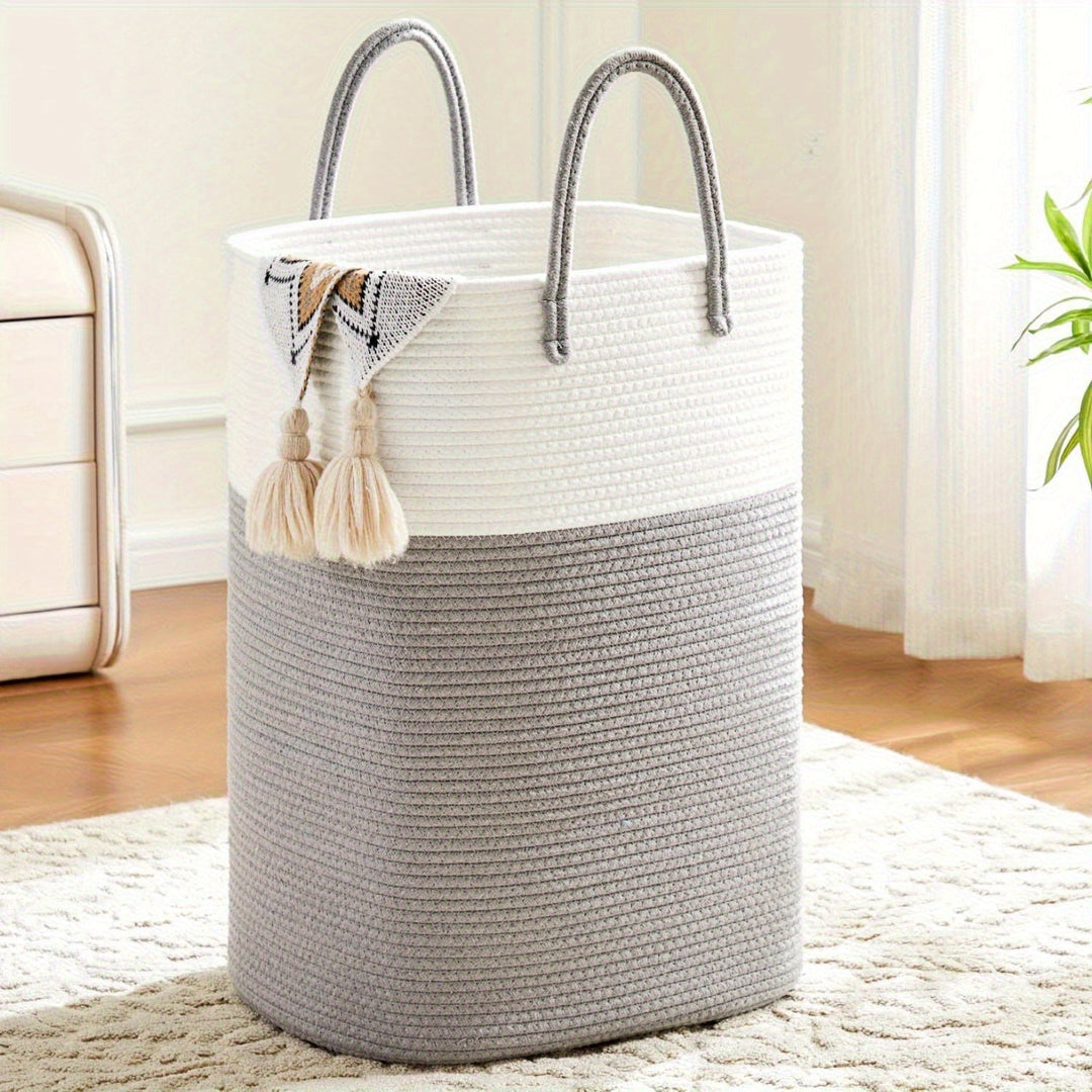 Spacious woven laundry hamper in neutral tones. A durable and practical solution for home organization.