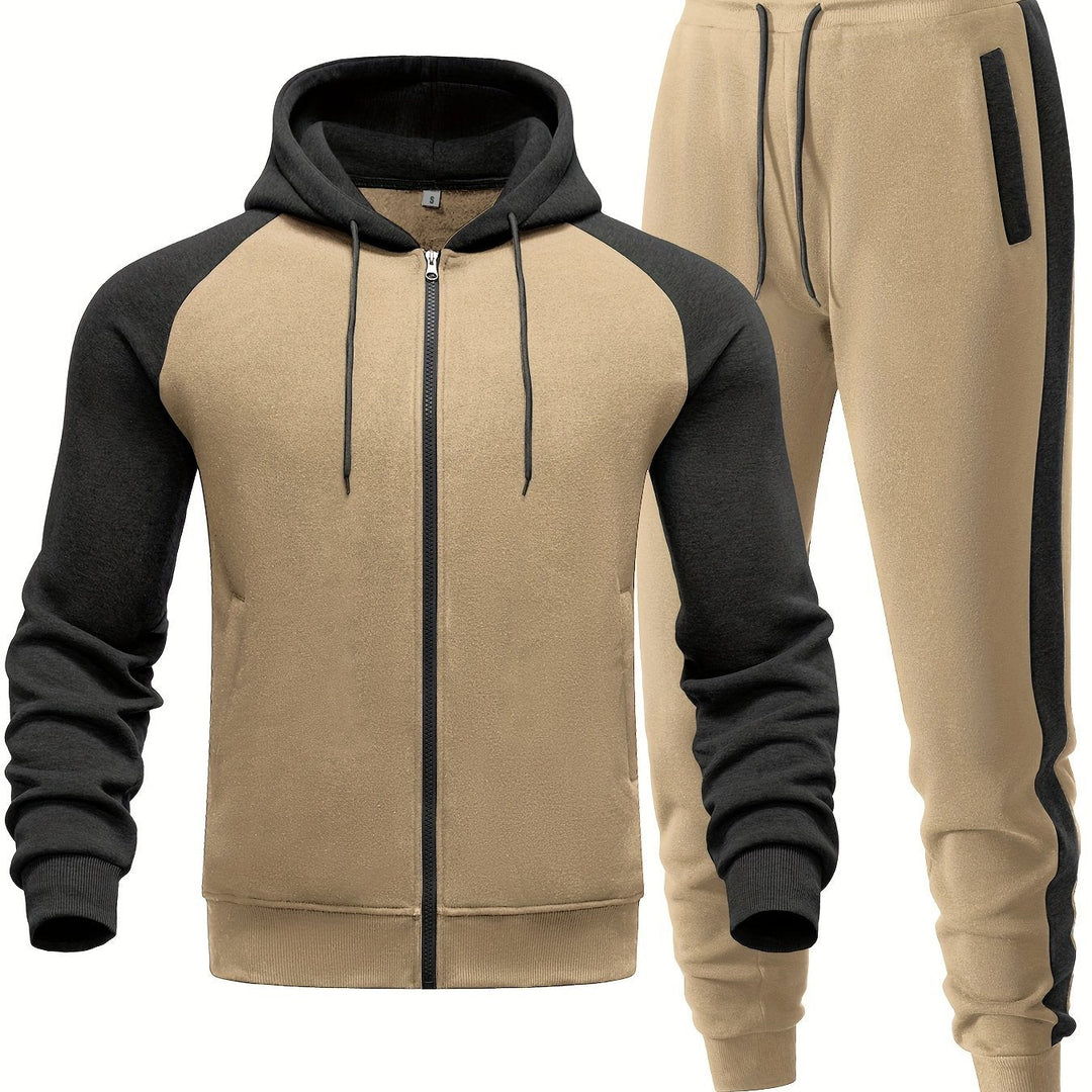 Men's street style hoodie & jogger set, a comfortable and fashionable tracksuit for urban appeal.