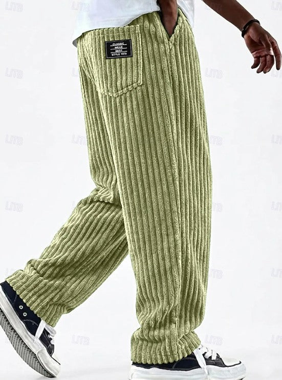 Versatile men's corduroy trousers, ideal for casual and stylish everyday fashion.