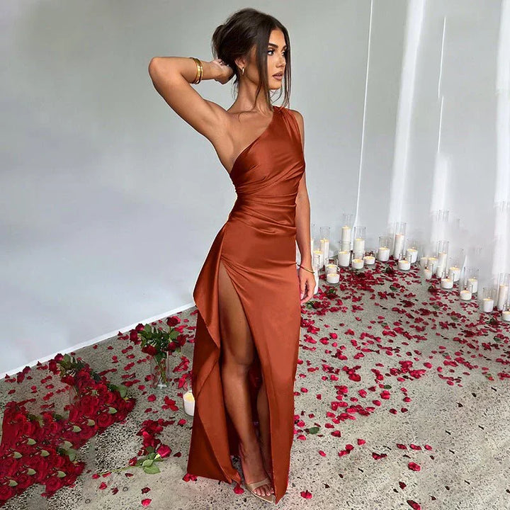 Stylish women's one-shoulder long dress, perfect for girls' night out, parties, and special occasions.