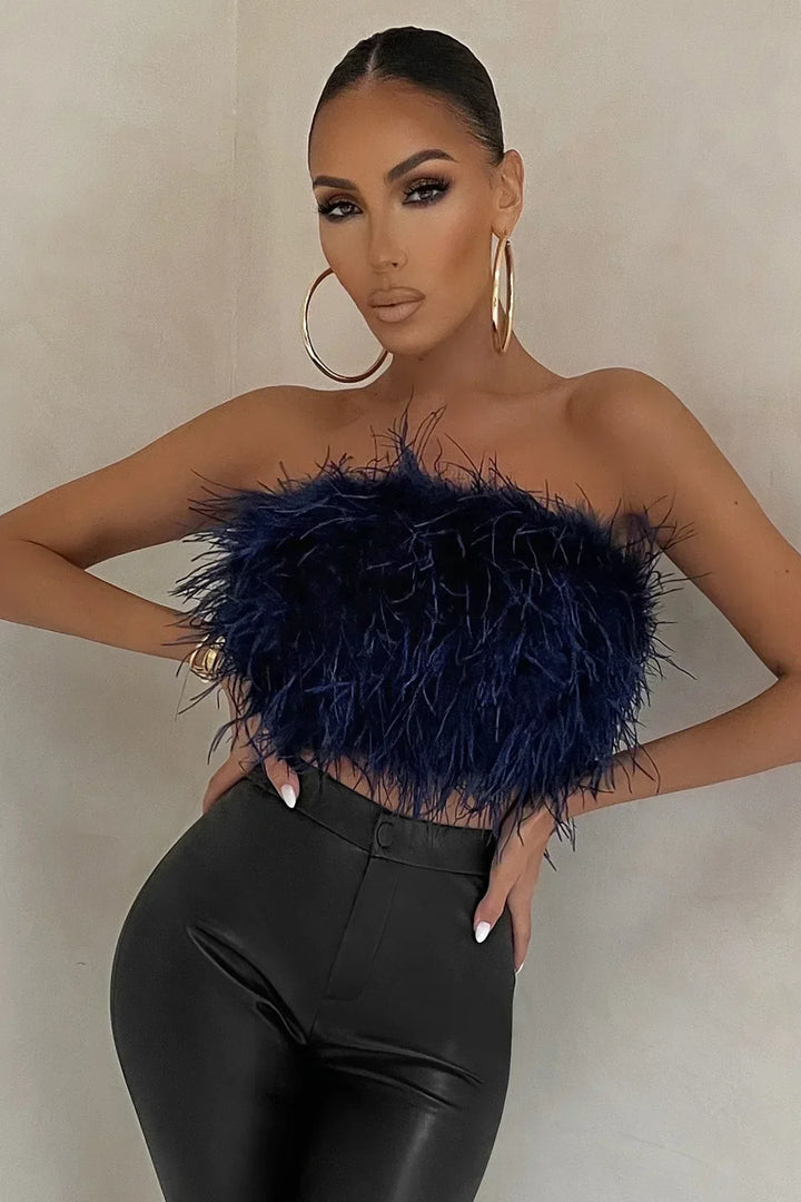 Summer fashion feather tube top, a trendy sleeveless crop top for women's style.