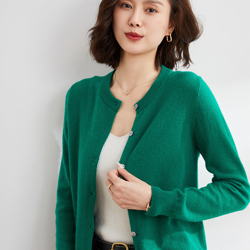 Women's soft & cozy cardigan, featuring an elegant pattern. Ideal for comfortable layering.