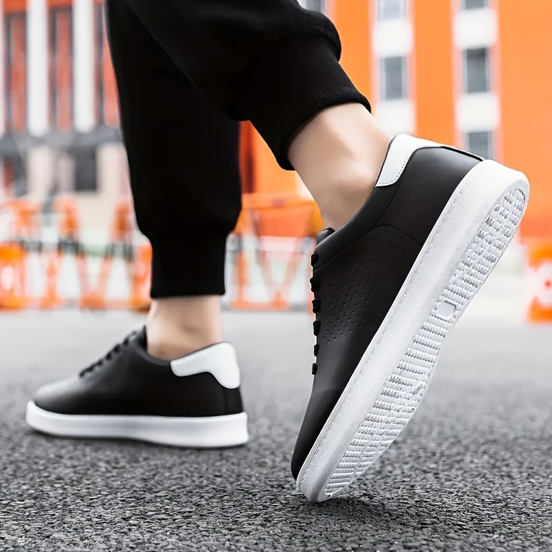 Everyday men's black low-top trainers, a comfortable and stylish classic for modern casual wear.