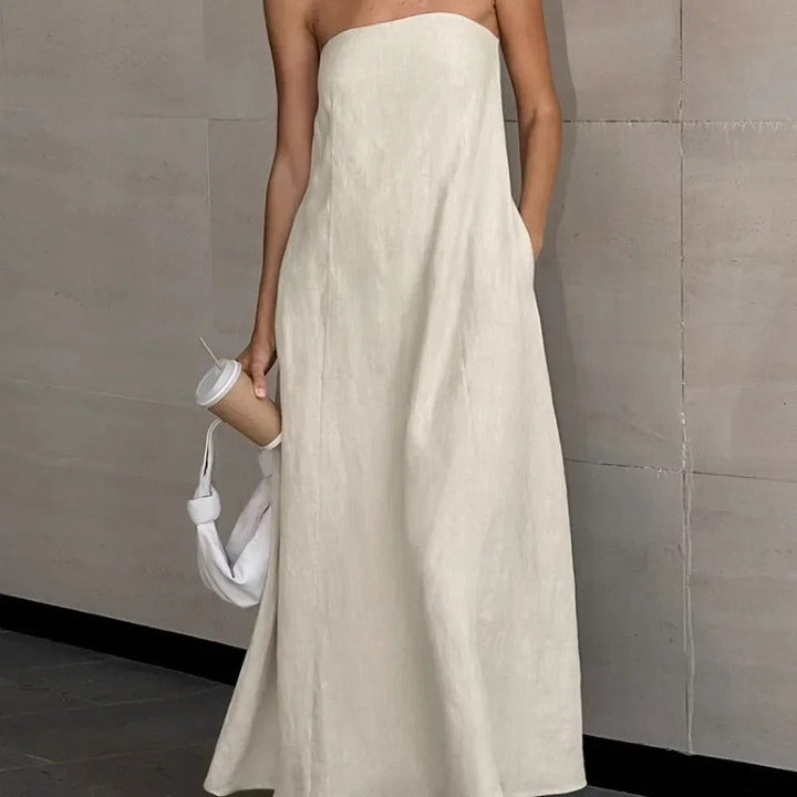 Versatile women's strapless maxi dress with a relaxed fit, perfect for summer occasions and chic holiday wear.