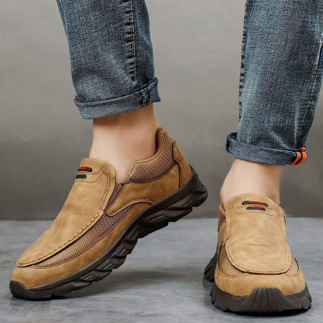 Effortless men's casual loafers, a stylish slip-on option for modern comfortable footwear.