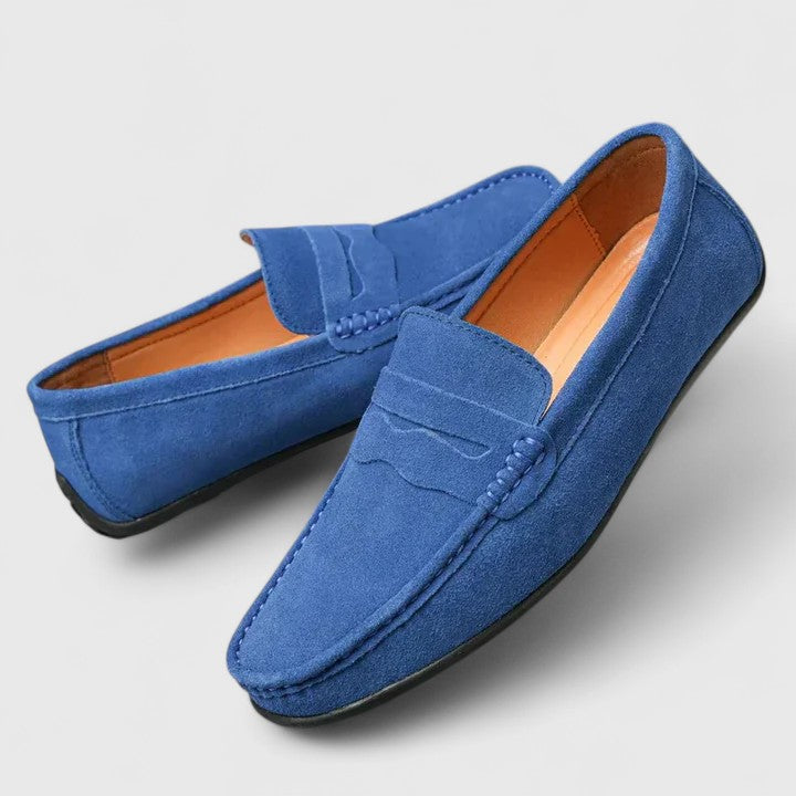 Cushioned men's slip-on loafers with a flexible sole, designed for ultimate daily wear comfort.