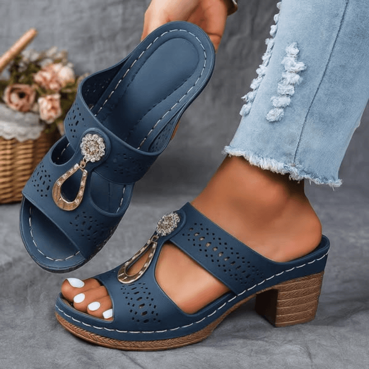 Women's chic slip-on orthopedic sandals. Comfortable with arch support, perfect for elegant summer walking.
