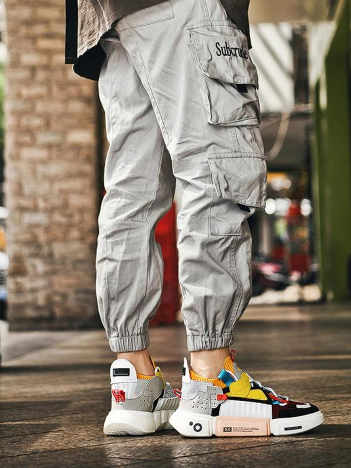 Stylish men's casual sneakers featuring breathable mesh upper, perfect for spring/autumn wear.