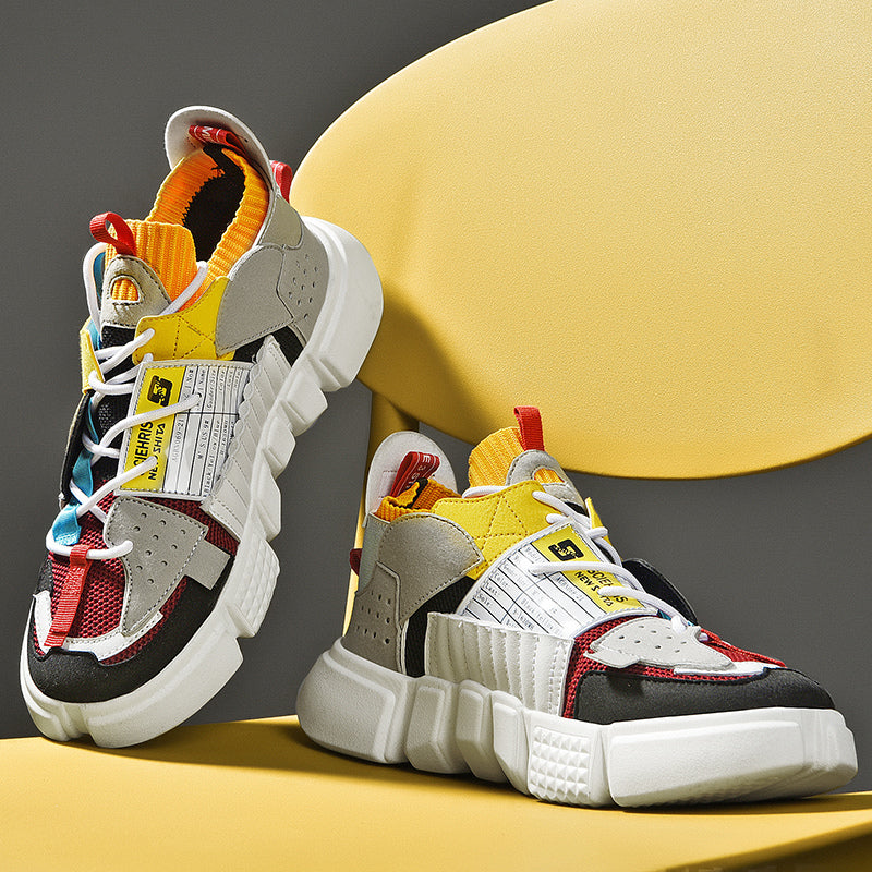 New men's breathable mesh running shoes, showcasing lightweight design & all-day comfort.