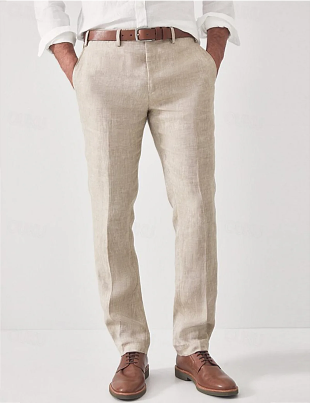 Versatile men's modern fit linen trousers, ideal for summer. Breathable lightweight pants for smart casual looks.