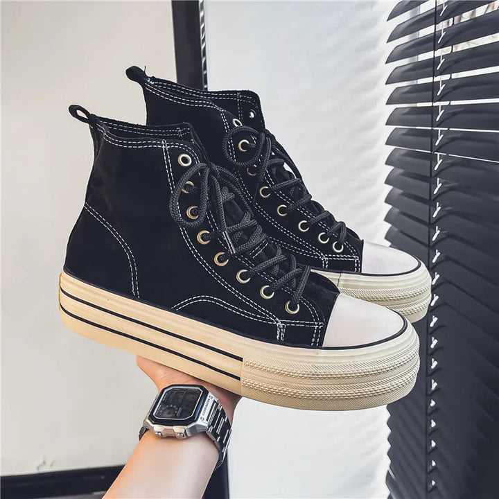 Men's casual high-top sneakers, trendy platform sole for street style and comfortable everyday wear.