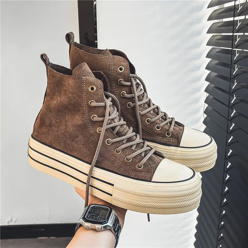Comfortable men's high-top platform trainers, lace-up design suitable for casual street style.