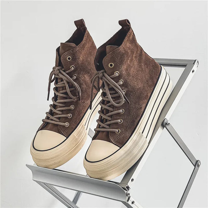 Men's athletic style high-top platform sneakers, ideal for casual everyday wear and urban fashion.