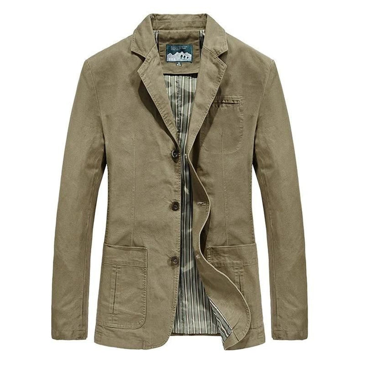Men's casual lightweight blazer, tailored for smart everyday style.