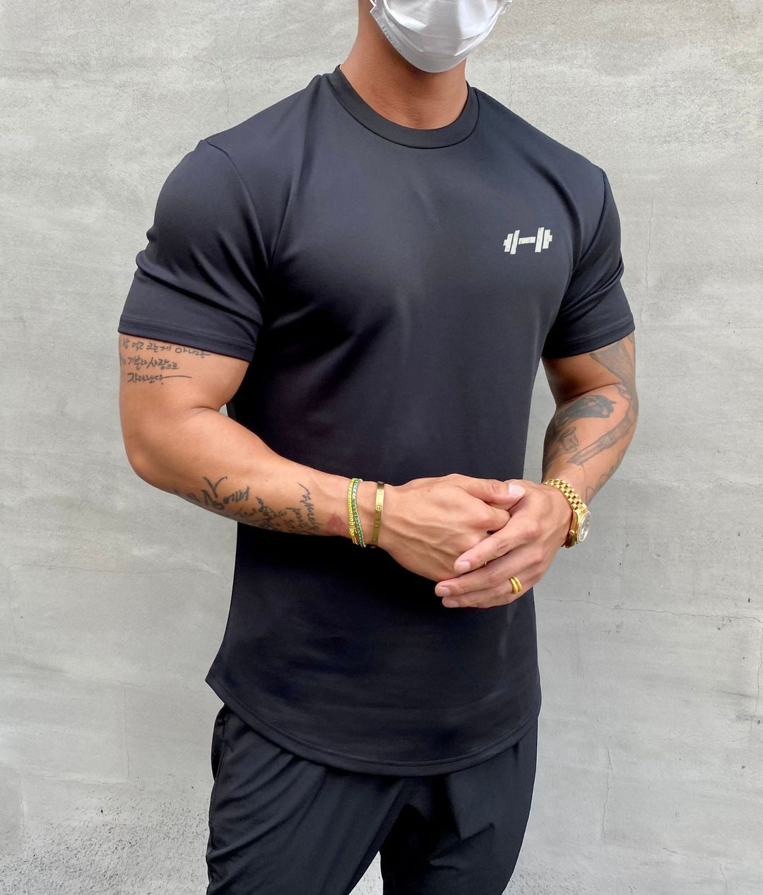 Lightweight & breathable men's t-shirt, ideal for comfortable casual wear. Perfect everyday summer shirt.